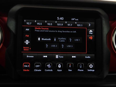 Used 2020 Jeep Wrangler Rubicon w/ Uconnect 4C Nav & Sound Group AWD/4WD image 46