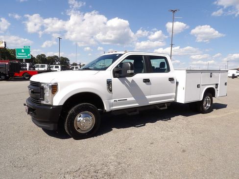 Used 2019 Ford F350 XL w/ Power Equipment Group image 3