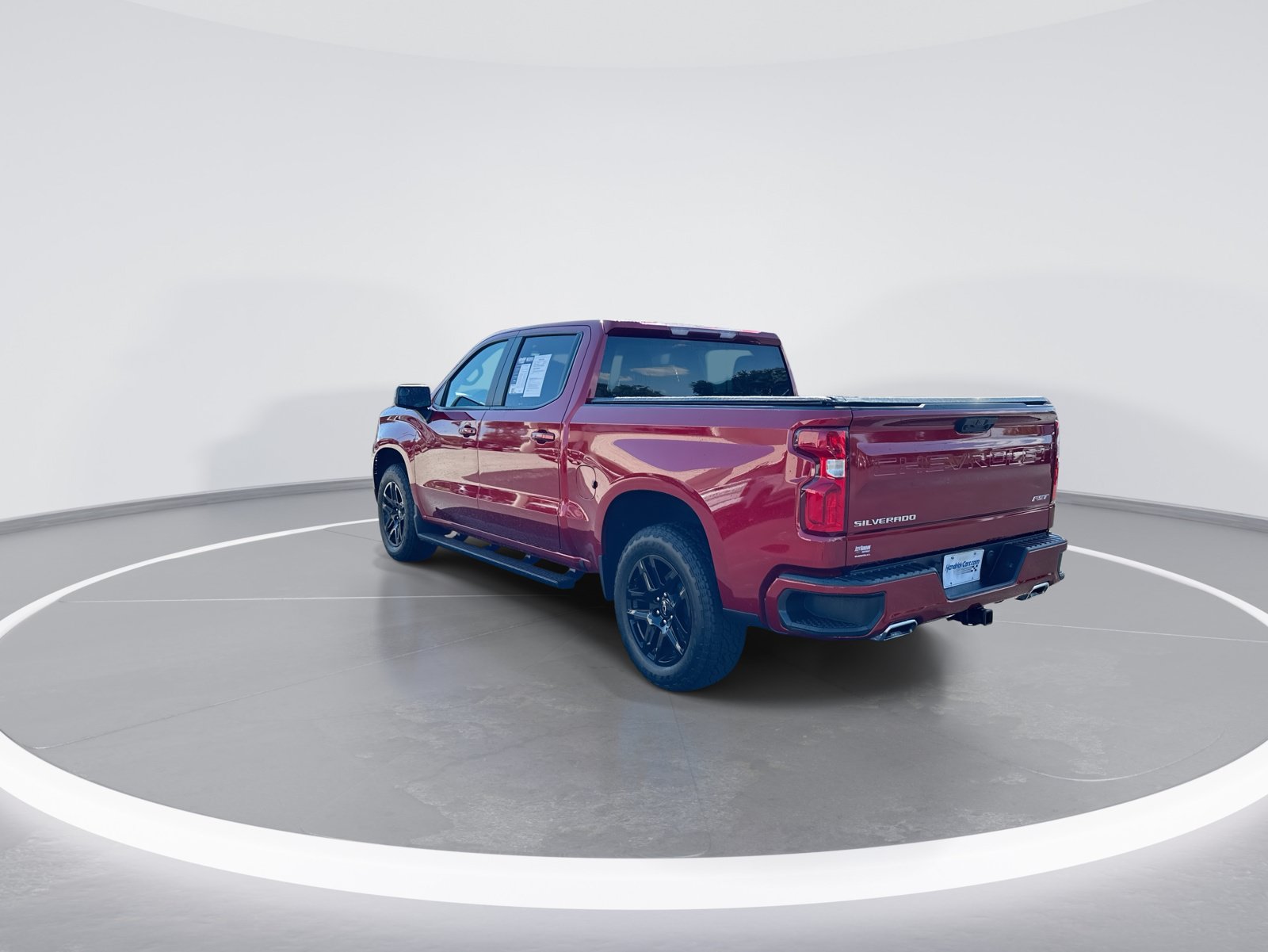 Used 2025 Chevrolet Silverado 1500 RST AWD/4WD image 7