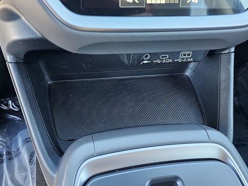 Certified 2025 Subaru Crosstrek 2.0i Premium image 28