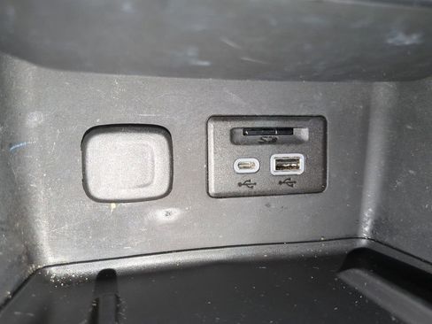 Used 2022 GMC Acadia Denali w/ Denali Ultimate Package image 32