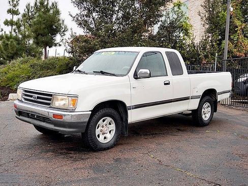 Used 1998 Toyota T100 SR5 image 6