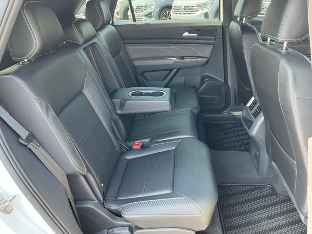 Used 2023 Volkswagen Atlas Cross Sport SE FWD image 20