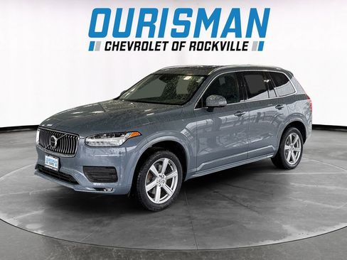 Used 2020 Volvo XC90 T6 Momentum image 2