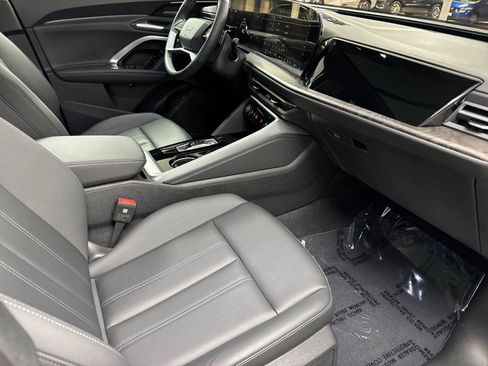 Used 2025 Audi Q5 Premium w/ Premium Plus AWD/4WD image 16