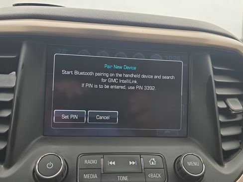 Used 2017 GMC Acadia Denali w/ Technology Package AWD/4WD image 16