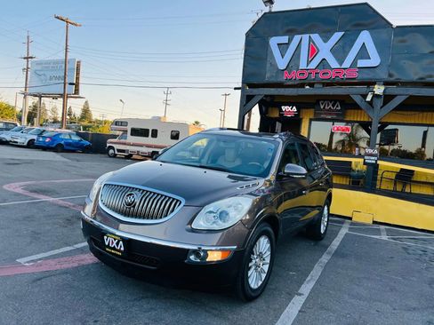 Used 2012 Buick Enclave Leather image 1