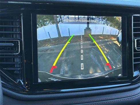 Used 2025 Dodge Durango GT image 29