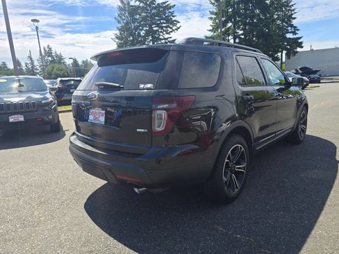 Used 2014 Ford Explorer Sport w/ Equipment Group 401A AWD/4WD image 7