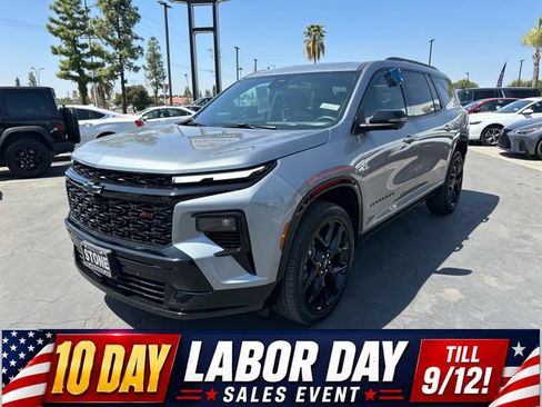 Certified 2024 Chevrolet Traverse RS w/ LPO, Floor Liner Package FWD image 3