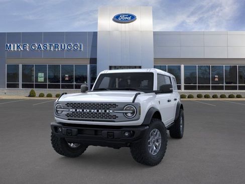 New 2025 Ford Bronco Badlands AWD/4WD image 2