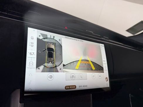 New 2025 Land Rover Range Rover SE image 20