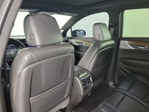 Certified 2023 Cadillac XT5 Sportv w/ Platinum Package AWD/4WD image 12