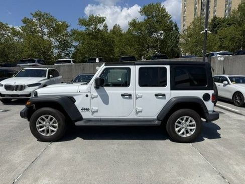 Used 2023 Jeep Wrangler Unlimited Sport AWD/4WD image 5