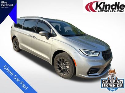 Used 2021 Chrysler Pacifica Touring w/ Cold Weather Group