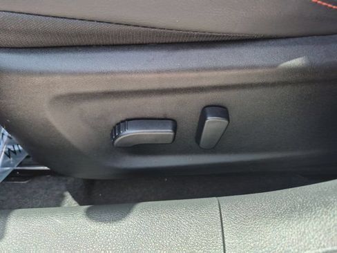 Used 2025 Nissan Altima 2.5 SR FWD image 14