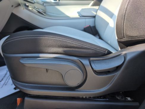 Used 2021 Hyundai Palisade SE image 17