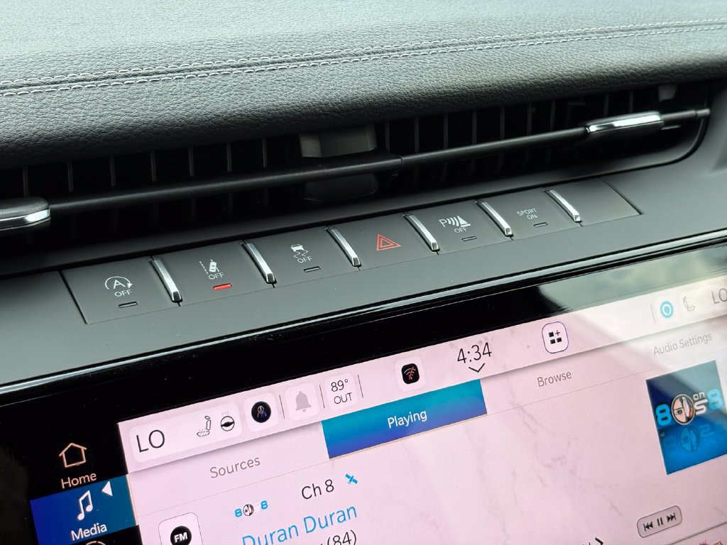New 2026 Jeep Grand Cherokee Altitude RWD image 29