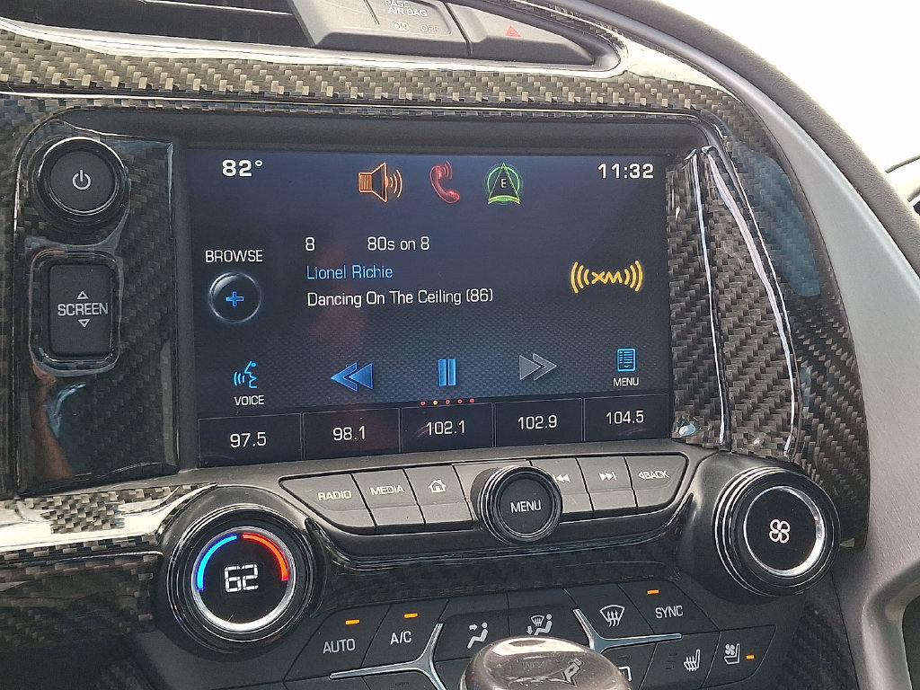 Used 2015 Chevrolet Corvette Stingray Coupe w/ 3LT Preferred Equipment Group RWD image 3