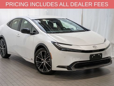 Used 2024 Toyota Prius XLE AWD/4WD image 1