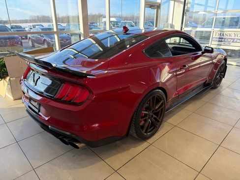 Used 2020 Ford Mustang Shelby GT500 w/ Technology Package image 32