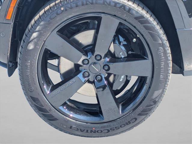 New 2026 Land Rover Defender 130 V8 AWD/4WD image 10