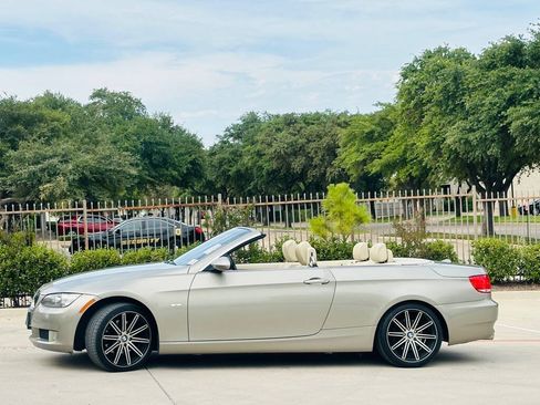 Used 2007 BMW 328i Convertible RWD image 6
