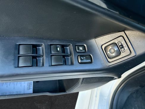 Used 2016 Mitsubishi Lancer ES FWD image 12