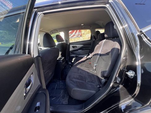 Used 2018 Nissan Murano SV AWD/4WD image 15