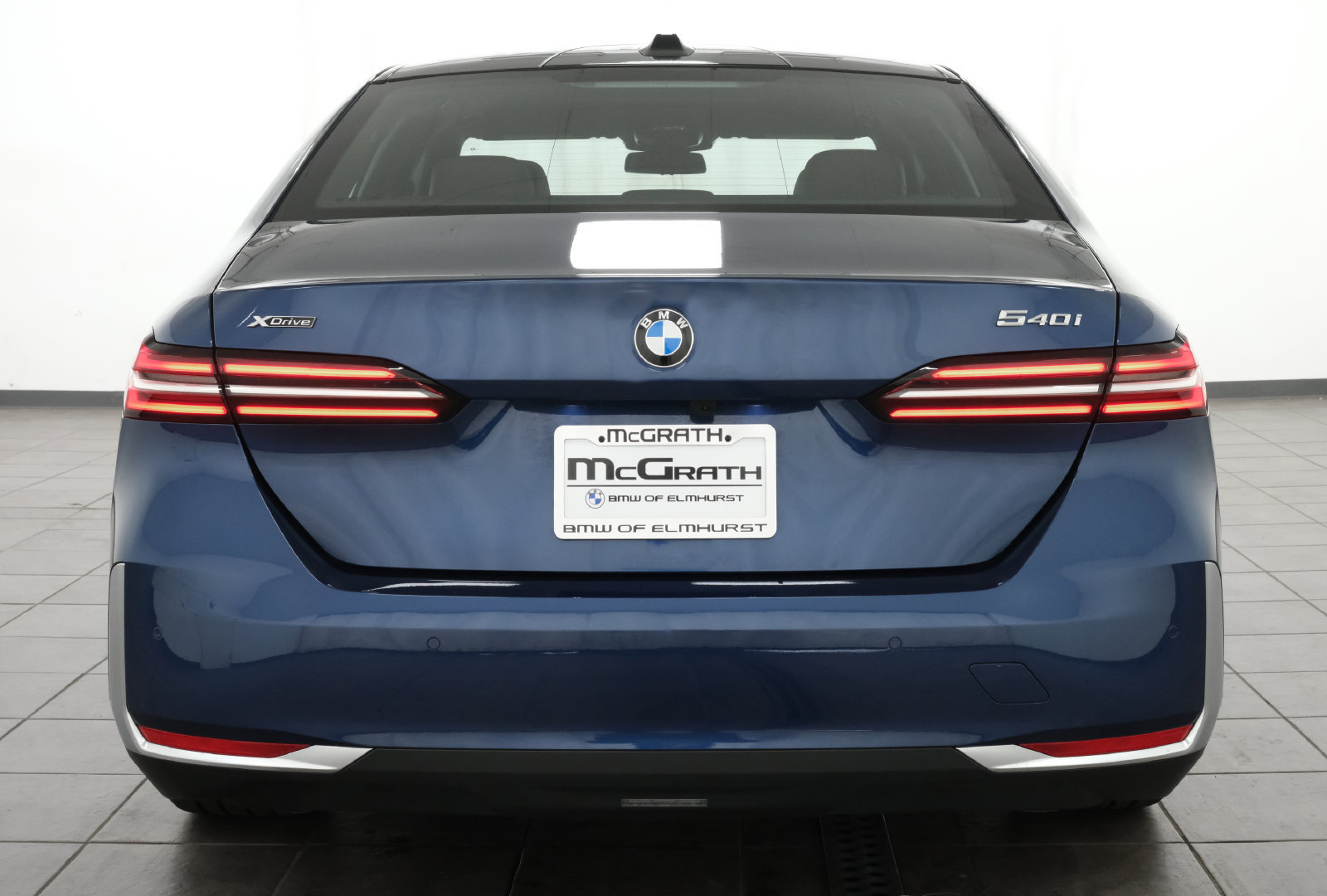Used 2026 BMW 540i xDrive AWD/4WD image 5