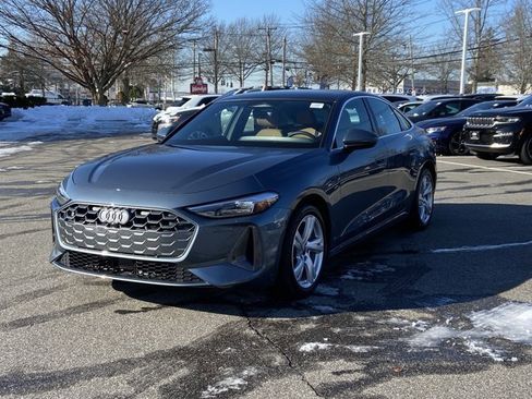 Used 2025 Audi A5 2.0T Premium image 8