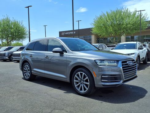 Used 2018 Audi Q7 2.0T Premium Plus w/ Premium Plus Package AWD/4WD image 8