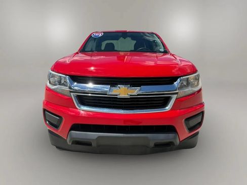 Used 2018 Chevrolet Colorado W/T w/ WT Convenience Package RWD image 2