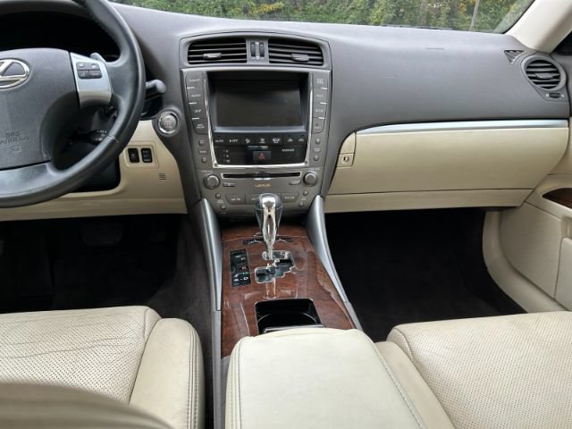 Used 2011 Lexus IS 250 AWD w/ Luxury Plus Value Edition image 10