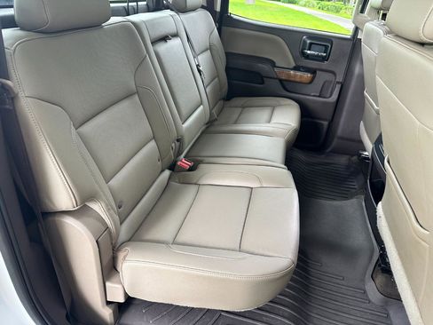 Used 2018 GMC Sierra 2500 SLT w/ Duramax Plus Package AWD/4WD image 21