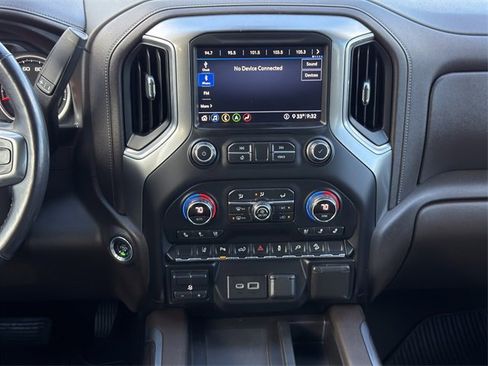 Used 2020 Chevrolet Silverado 2500 LTZ w/ Technology Package image 16