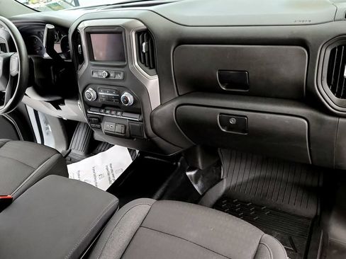 Used 2024 GMC Sierra 2500 Pro w/ Convenience Package AWD/4WD image 15