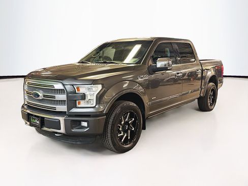 Used 2015 Ford F150 Platinum w/ Max Trailer Tow Package image 3