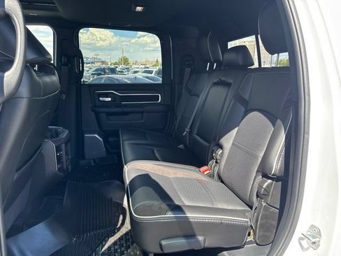 Used 2025 RAM 2500 Laramie AWD/4WD image 18