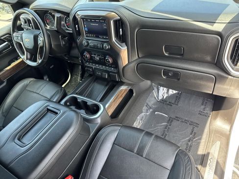 Used 2021 Chevrolet Silverado 1500 High Country w/ Technology Package image 40