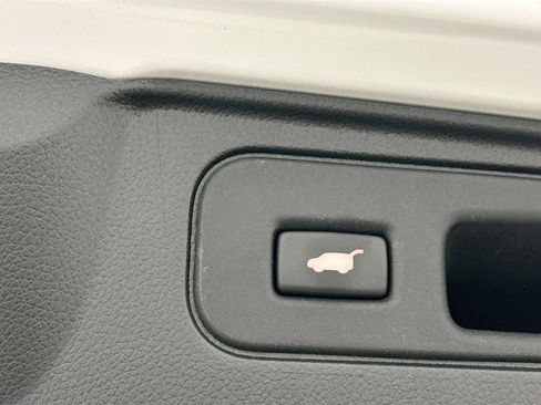 Used 2023 Honda Passport EX-L image 31