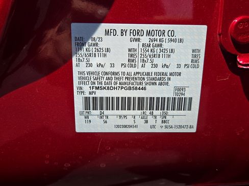Certified 2023 Ford Explorer XLT w/ Equipment Group 202A AWD/4WD image 25