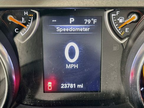 Used 2023 Jeep Gladiator Sport AWD/4WD image 12