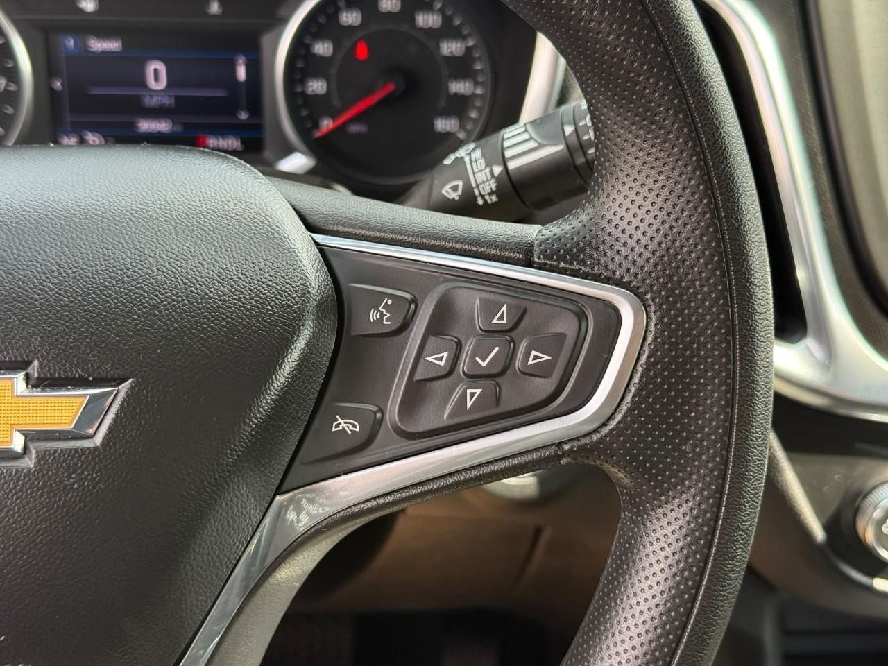 Used 2022 Chevrolet Equinox LT FWD image 21