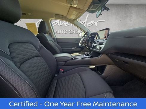 Certified 2025 Nissan Pathfinder SV AWD/4WD image 24