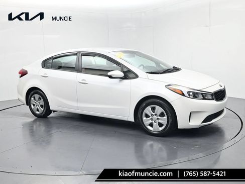 Used 2018 Kia Forte LX w/ LX Popular Package FWD image 1
