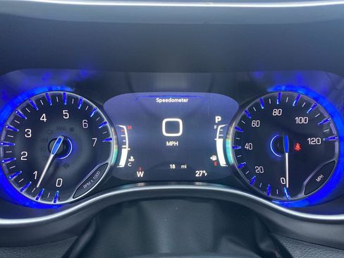 New 2026 Chrysler Pacifica Select w/ S Appearance Package image 8