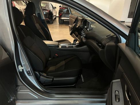 Used 2025 Nissan Sentra SV image 35