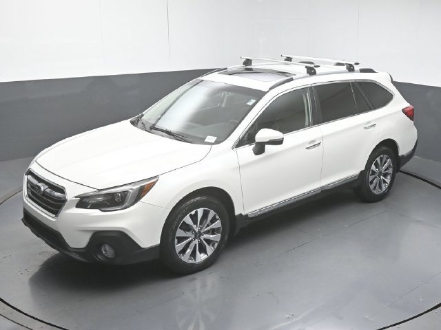 Used 2019 Subaru Outback 3.6R Touring w/ Popular Package #3A AWD/4WD image 45