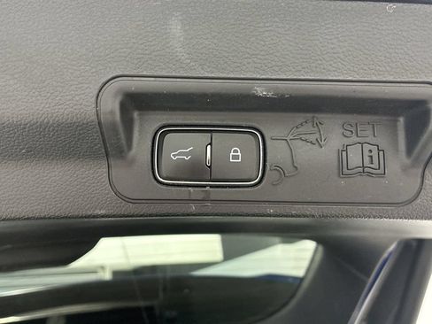 Used 2021 Ford Explorer ST w/ Equipment Group 401A AWD/4WD image 17